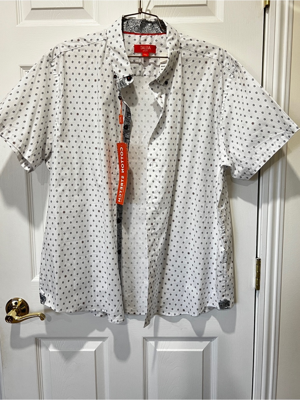 Tallia Sport Cotton Blend Button-Down Shirt White Asymmetrical Print Size XXL